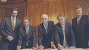 Unterzeichnung des Vertrages zur Gründung des Schulverbandes Aachen-Ost